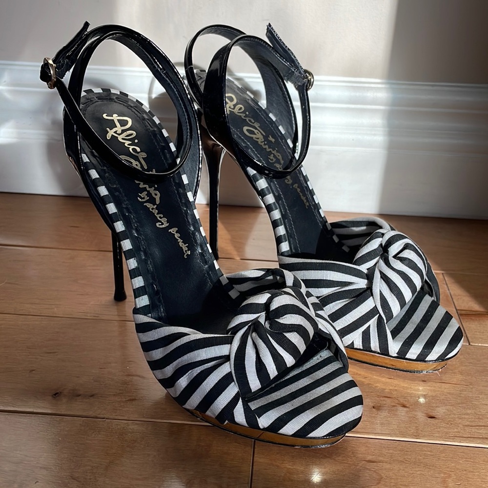 Alicia and Olivia platform stiletto